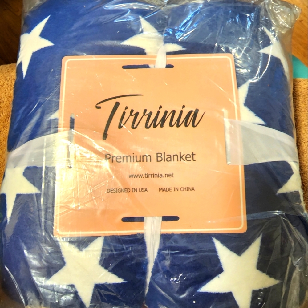 Sherpa American flag blanket